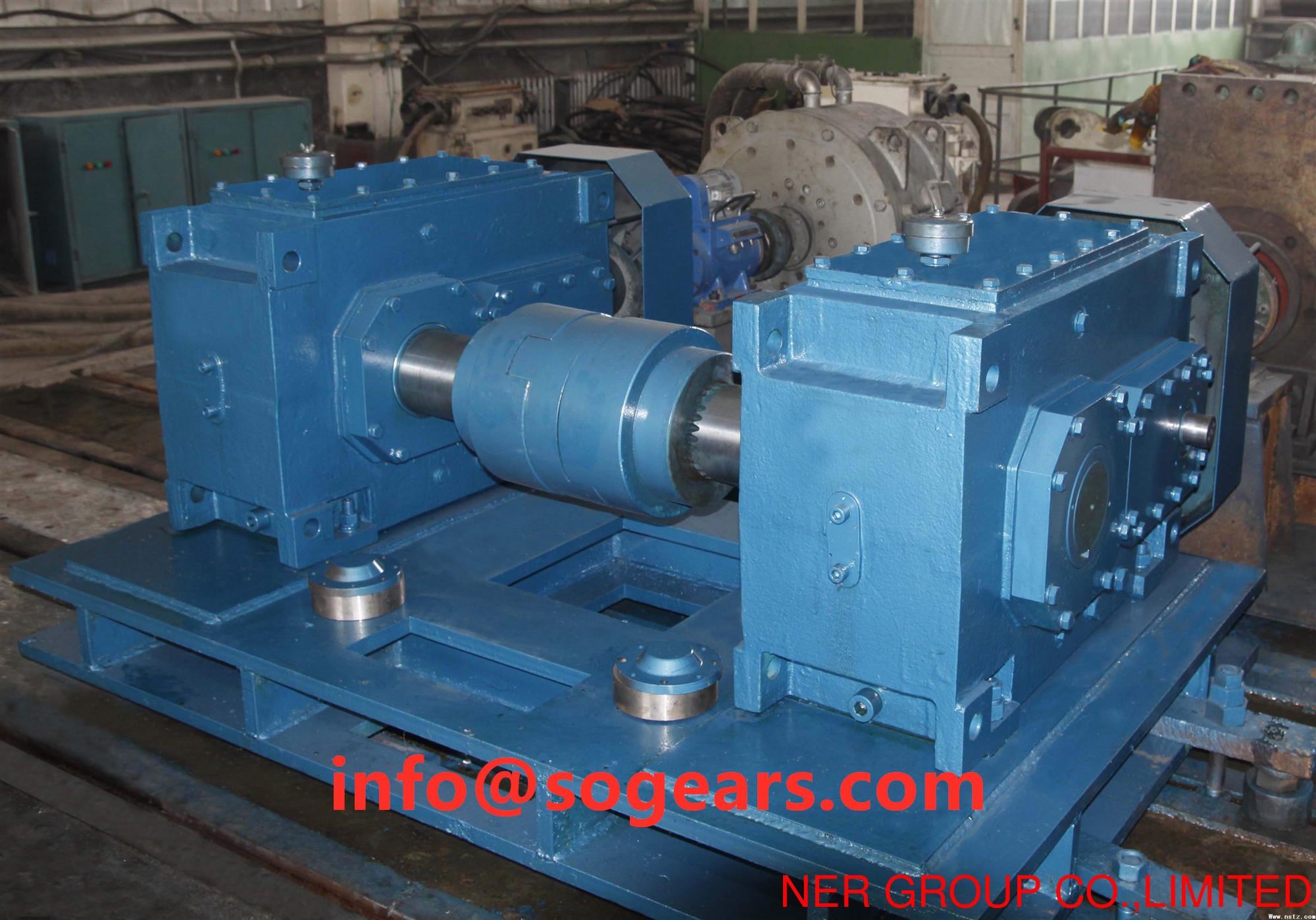 Helical gearbox