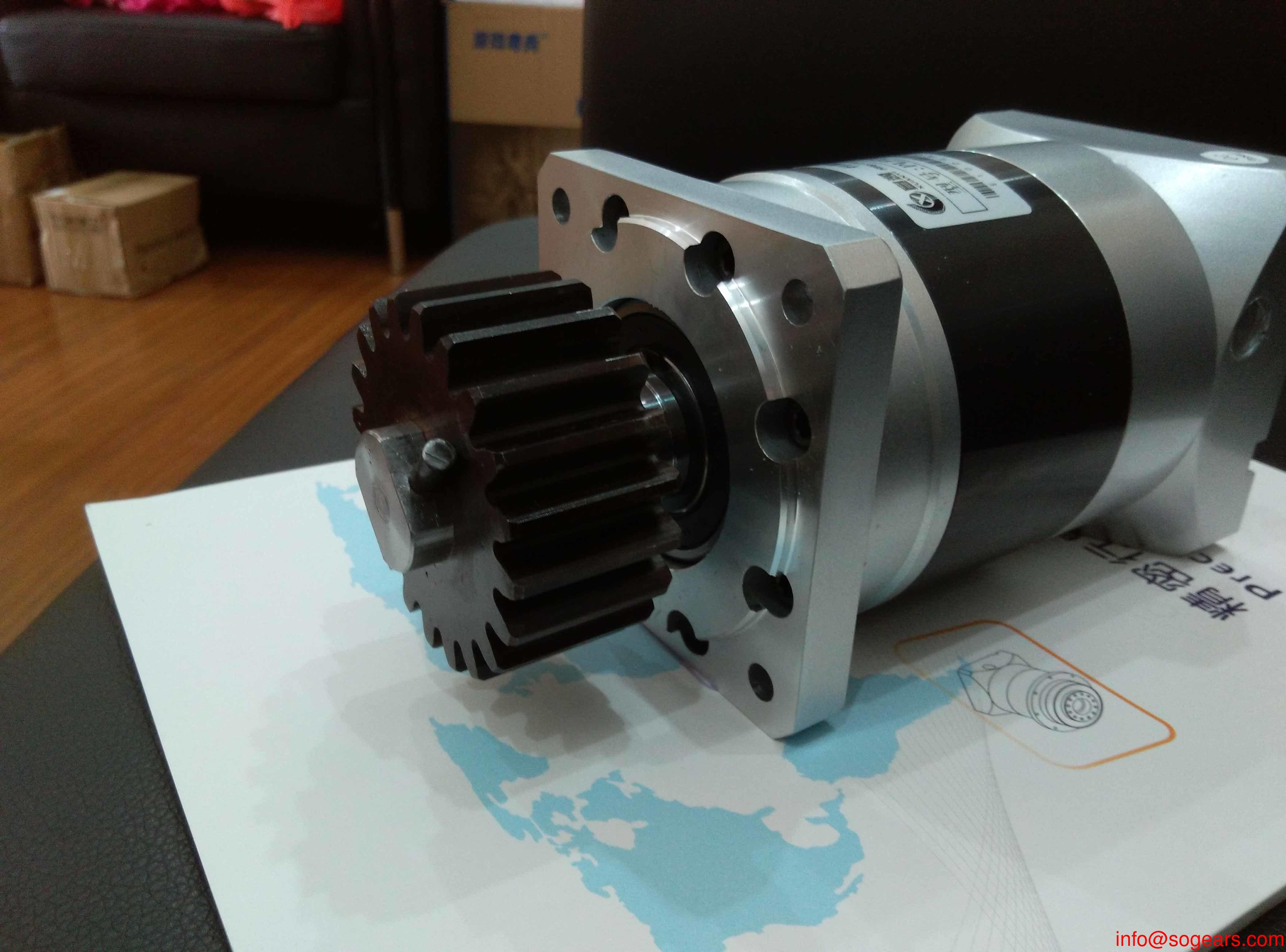 Planetary gear reduction drive
