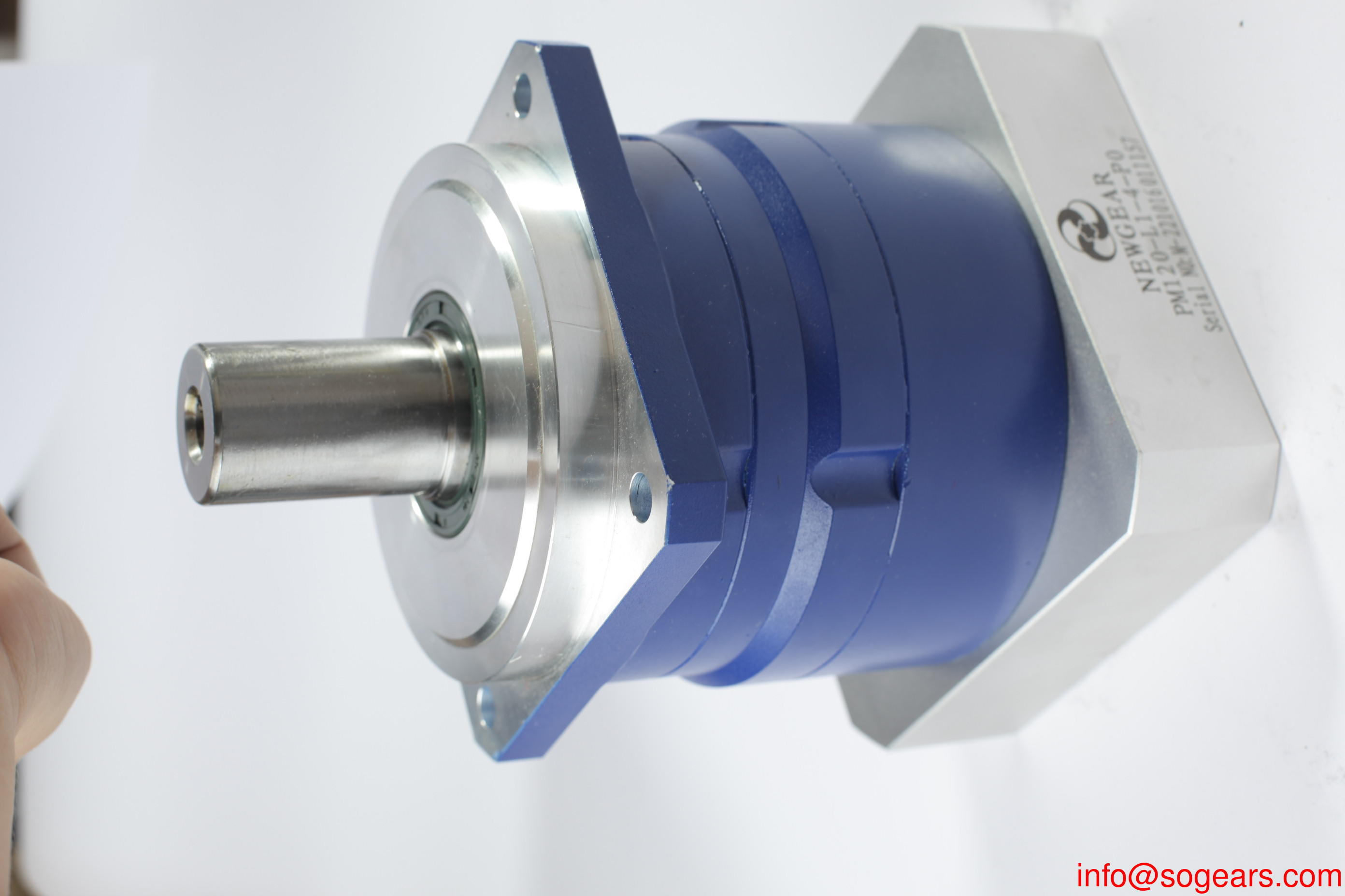 Planetary gear reduction drive
