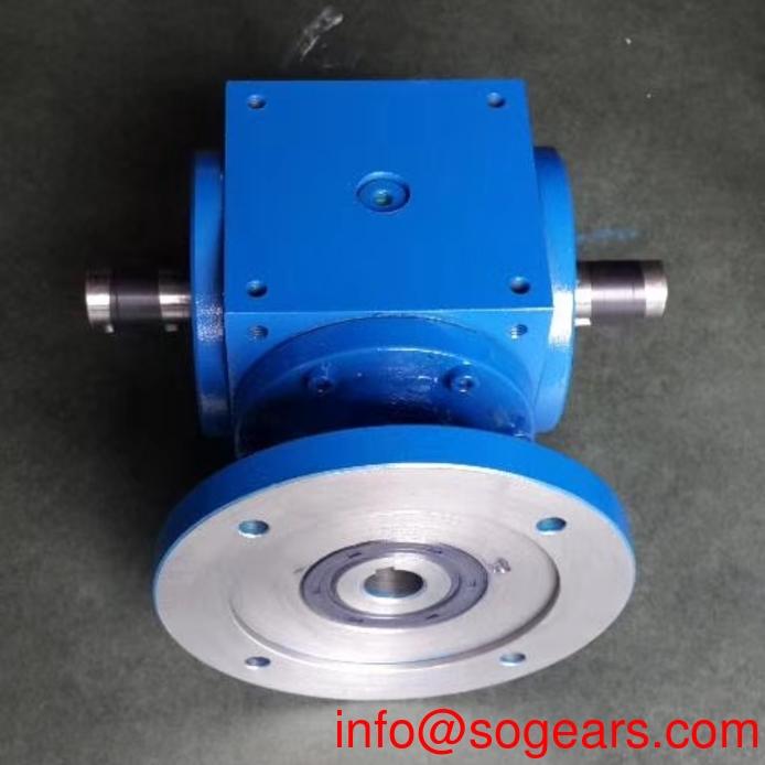 High torque right angle gearbox