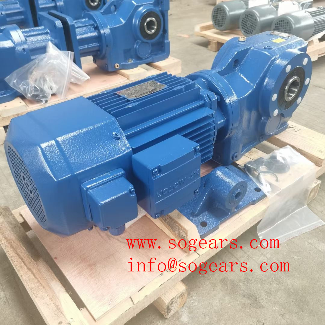 Gear motor with 7,5 Hp, 1500Rpm Ratio 1:50 with a helical gear
