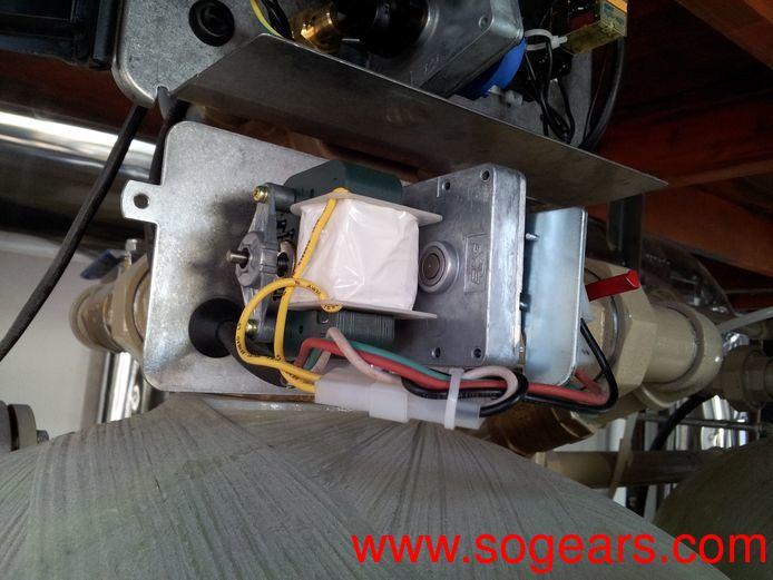 Shaded pole induction motor